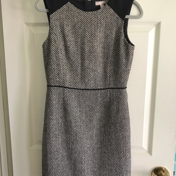 Banana Republic Houndstooth Dress - Picture 1 of 5